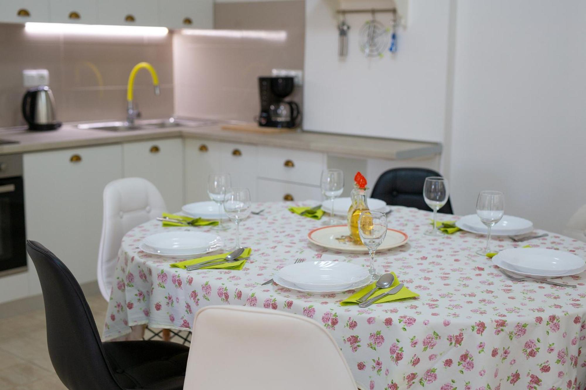 Apartments Rose Krk Town Esterno foto